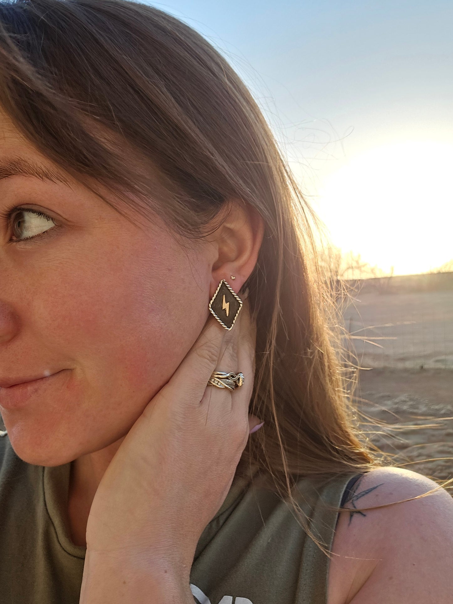 Bolt Shadowbox Studs