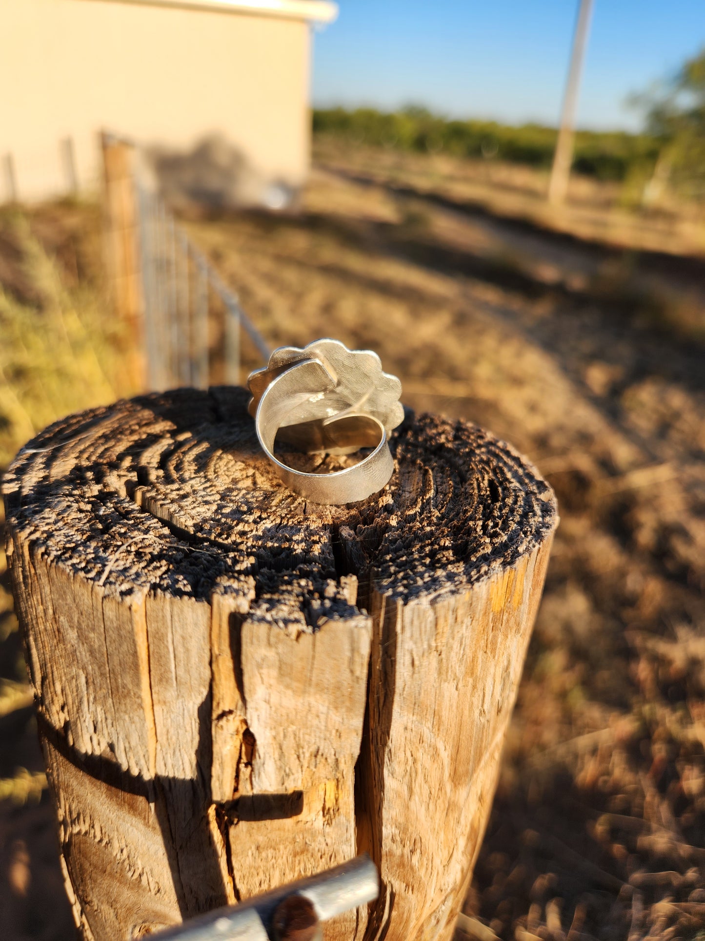 Adjustable Sierra Bella Ring